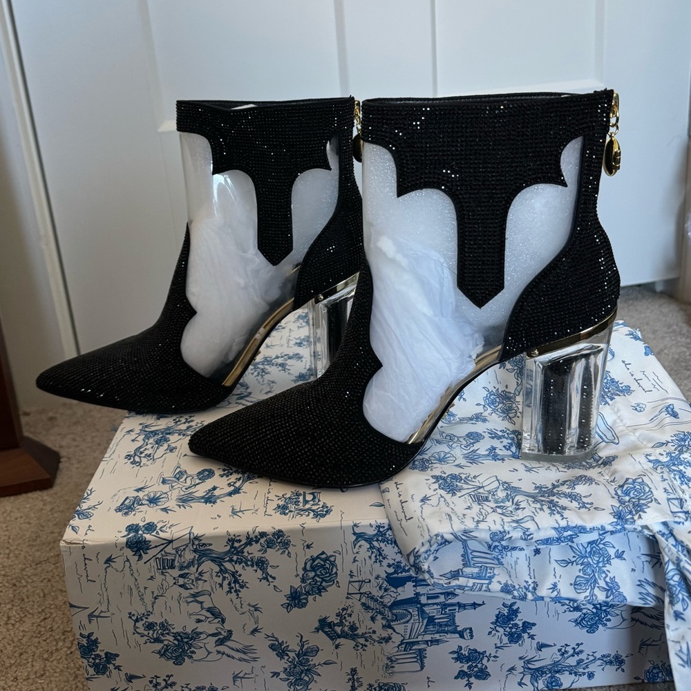 She is Cheval Twinkle Twinkle Two Step Boot